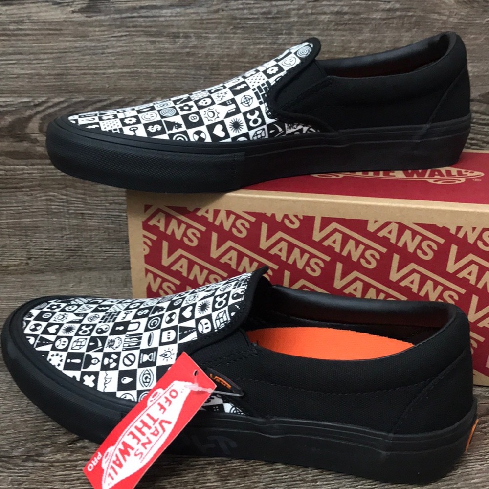 VANS CLASSIC SLIP ON BRAND NEW - Picture 3 of 16